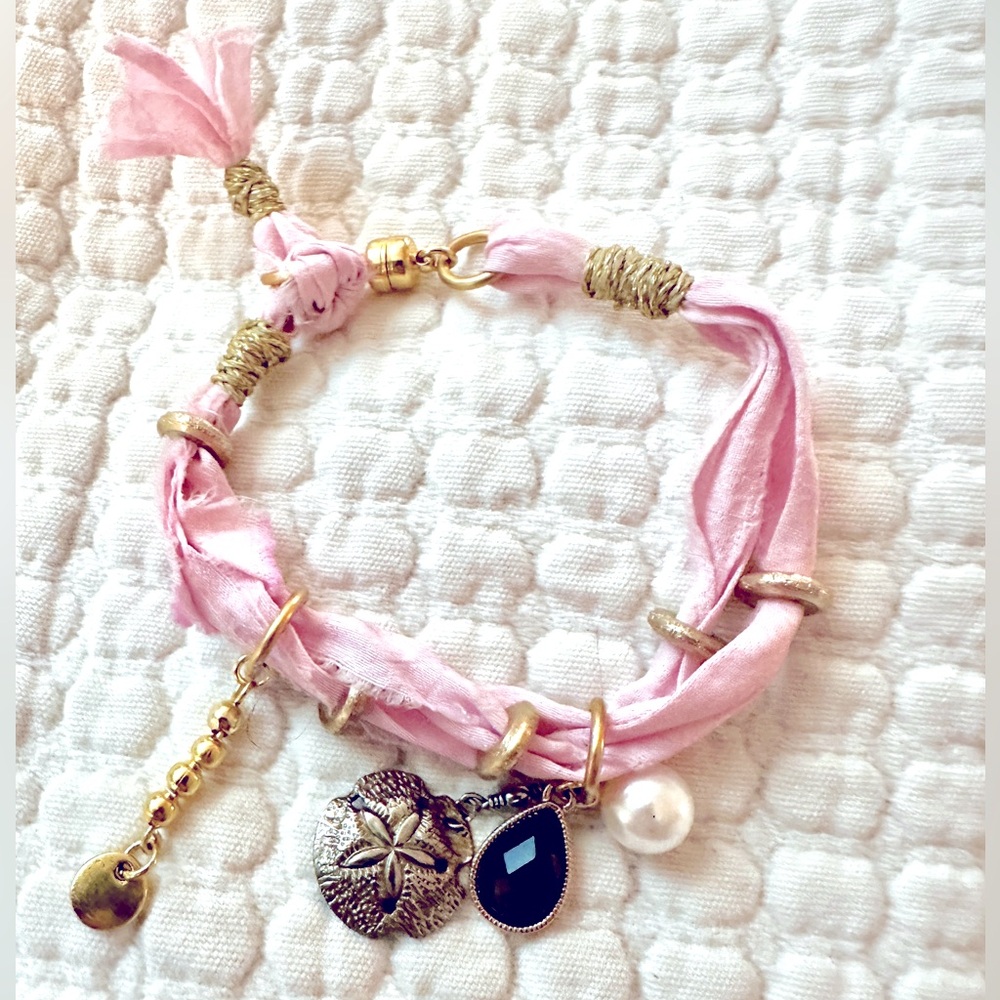Handcrafted Pink & Gold Sari ribbon charm bracelet❣️